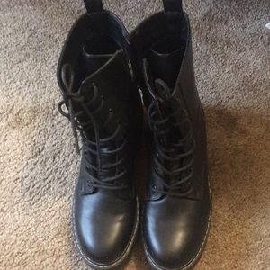 Gently used black platform boots size 9 (womens)